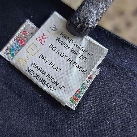 Vtg 90s black metallic embroidered fringe vest - Picture 3 of 9